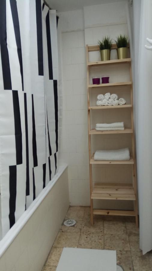 Room In Apartment 리숀 레지온 외부 사진